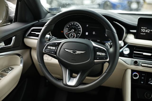 Used 2026 Genesis G70 2.5T image 25