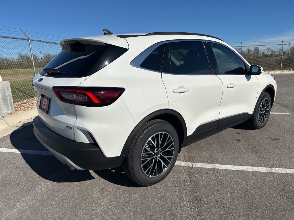 New 2026 Ford Escape SE image 8