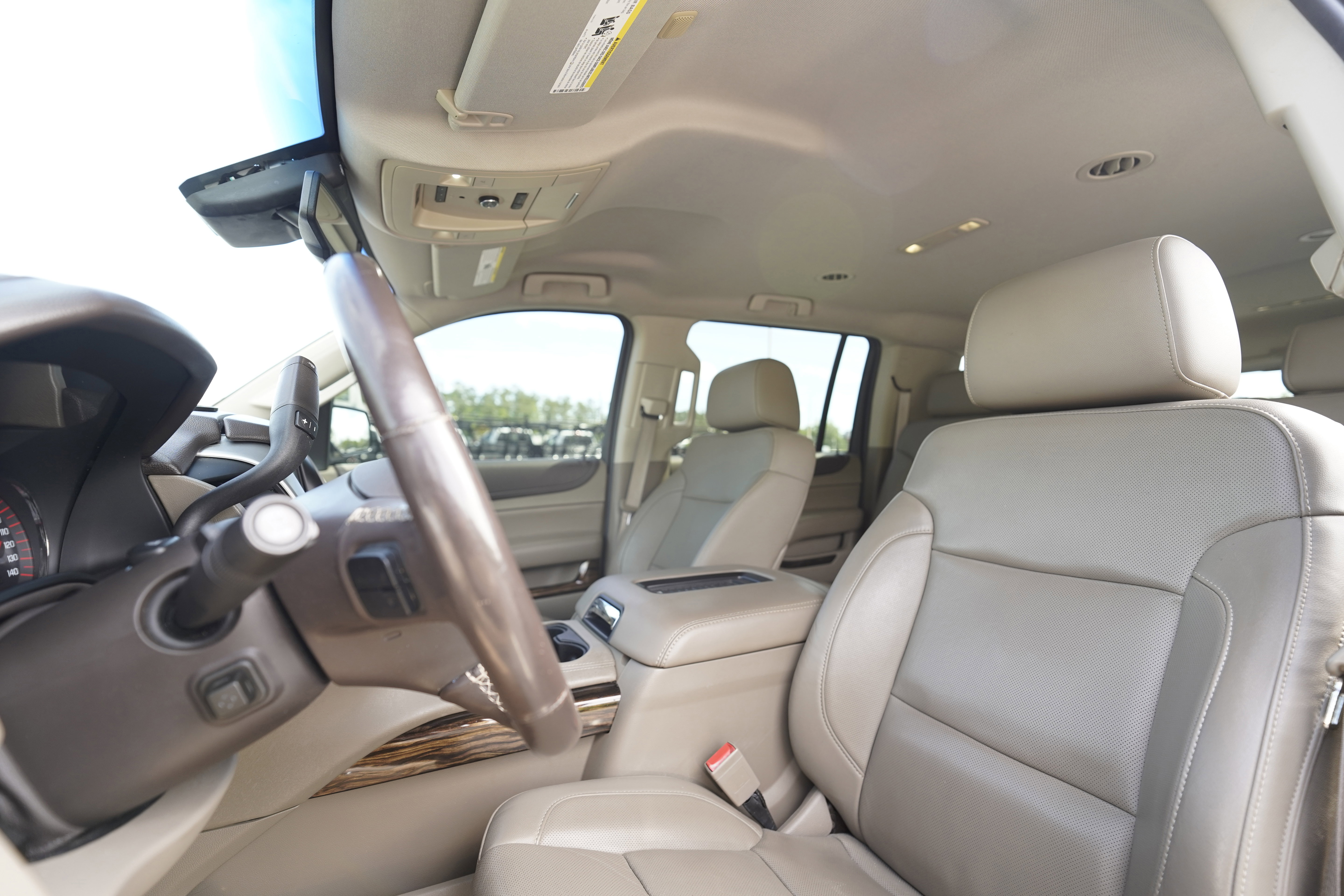 Used 2016 GMC Yukon XL SLT image 8