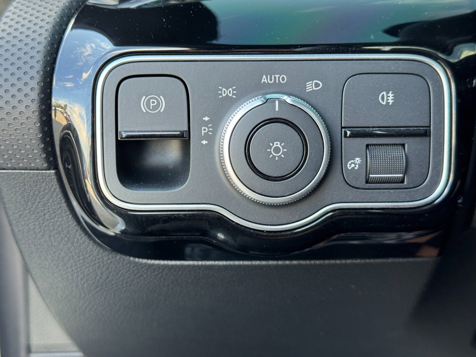 Used 2024 Mercedes-Benz CLA 250 4MATIC image 19