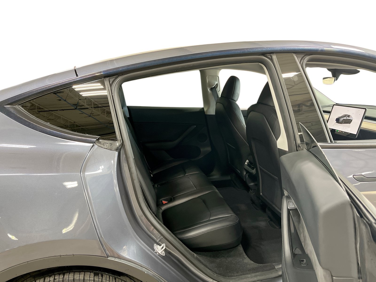Certified 2023 Tesla Model Y Long Range AWD/4WD image 7
