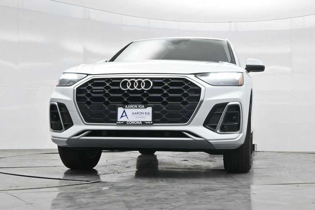 Used 2023 Audi Q5 2.0T Premium w/ Convenience Package AWD/4WD image 52