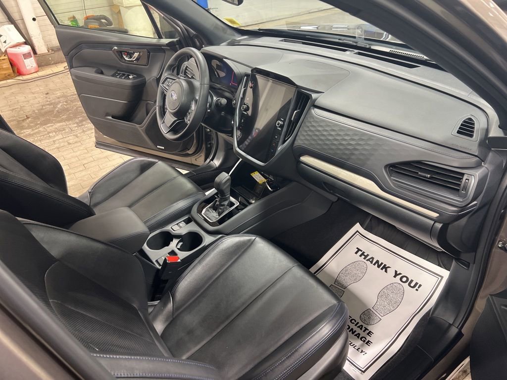 Used 2025 Subaru Forester Limited image 14