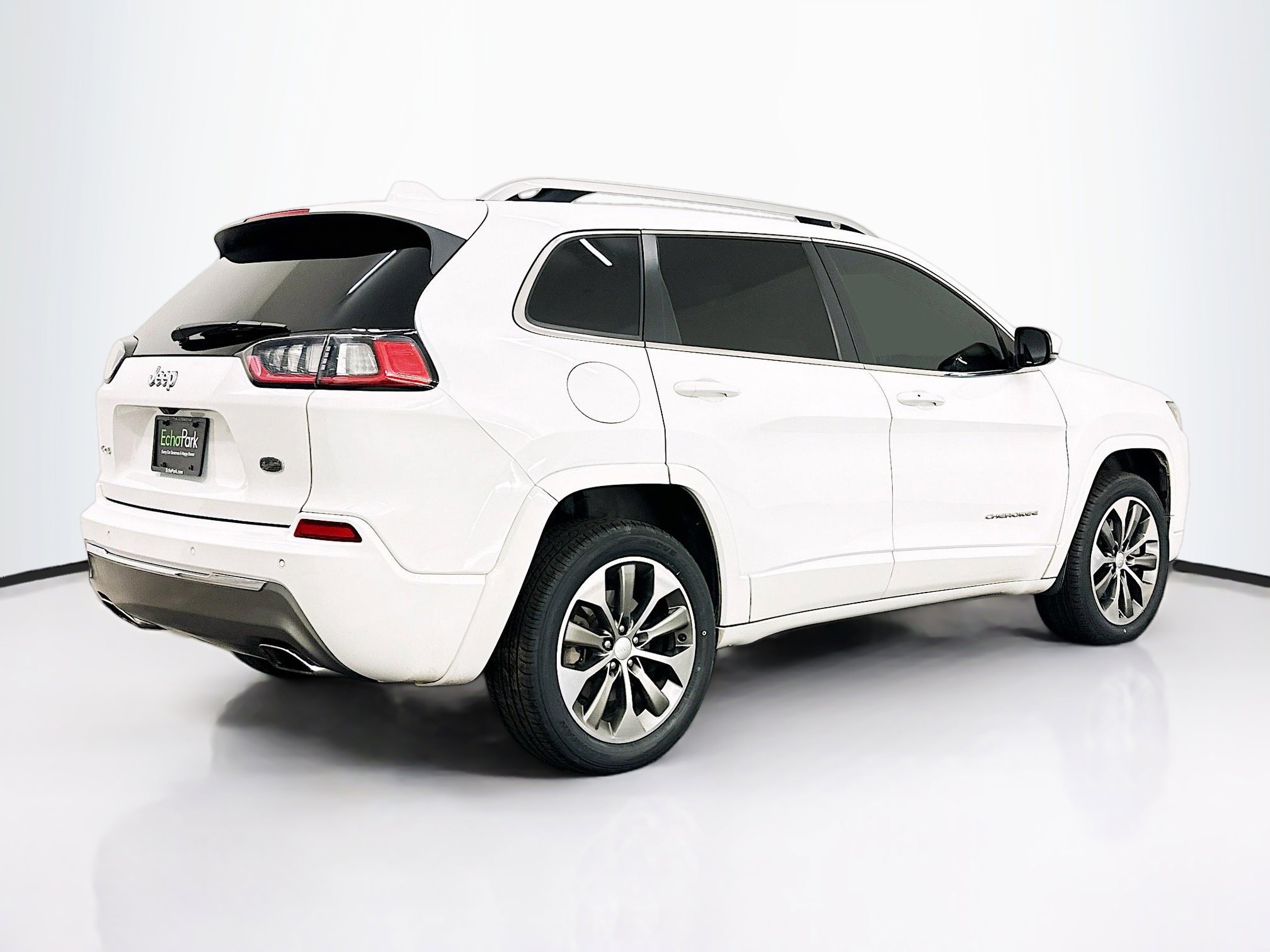 Used 2019 Jeep Cherokee Overland image 9