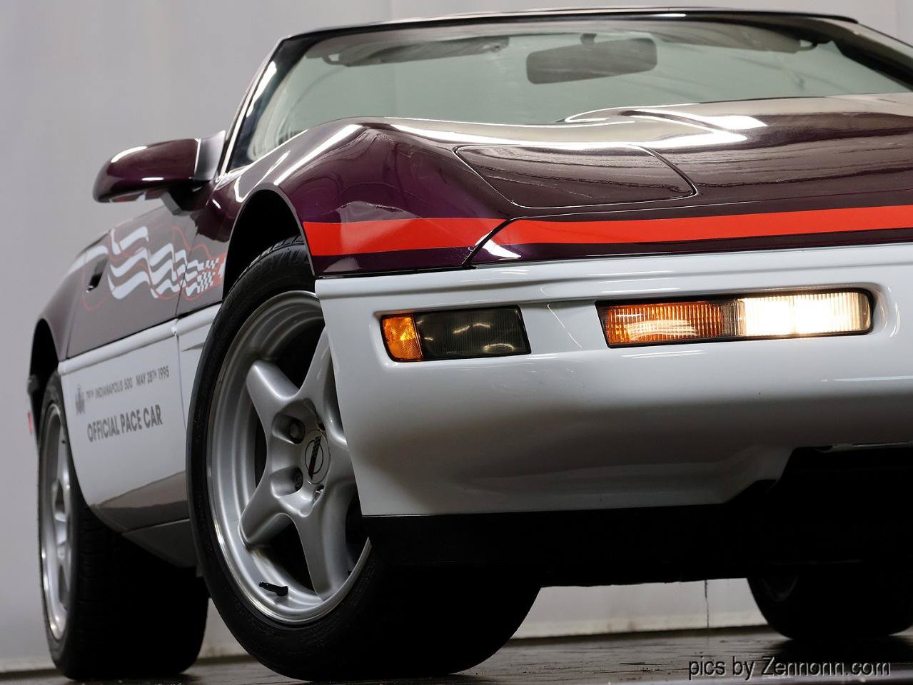 Used 1995 Chevrolet Corvette Convertible RWD image 8