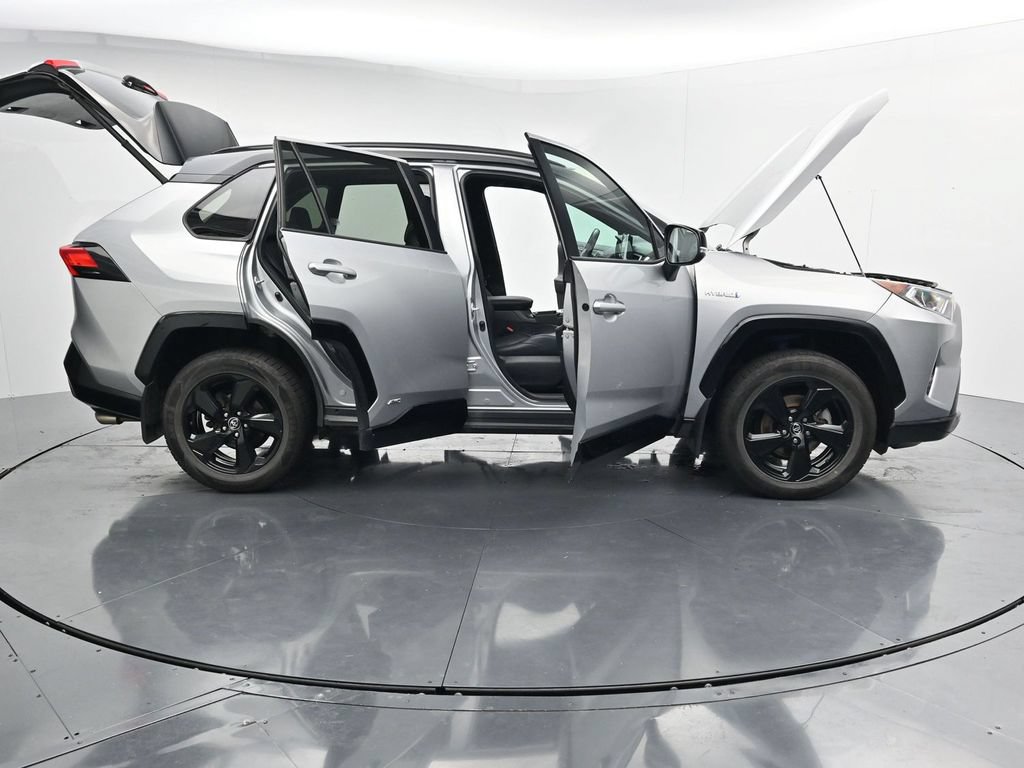 Used 2021 Toyota RAV4 XSE AWD/4WD image 42