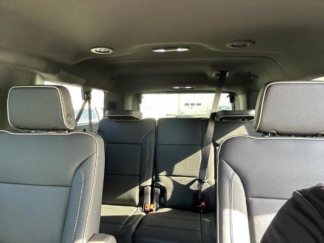 New 2026 GMC Yukon XL Elevation AWD/4WD image 9