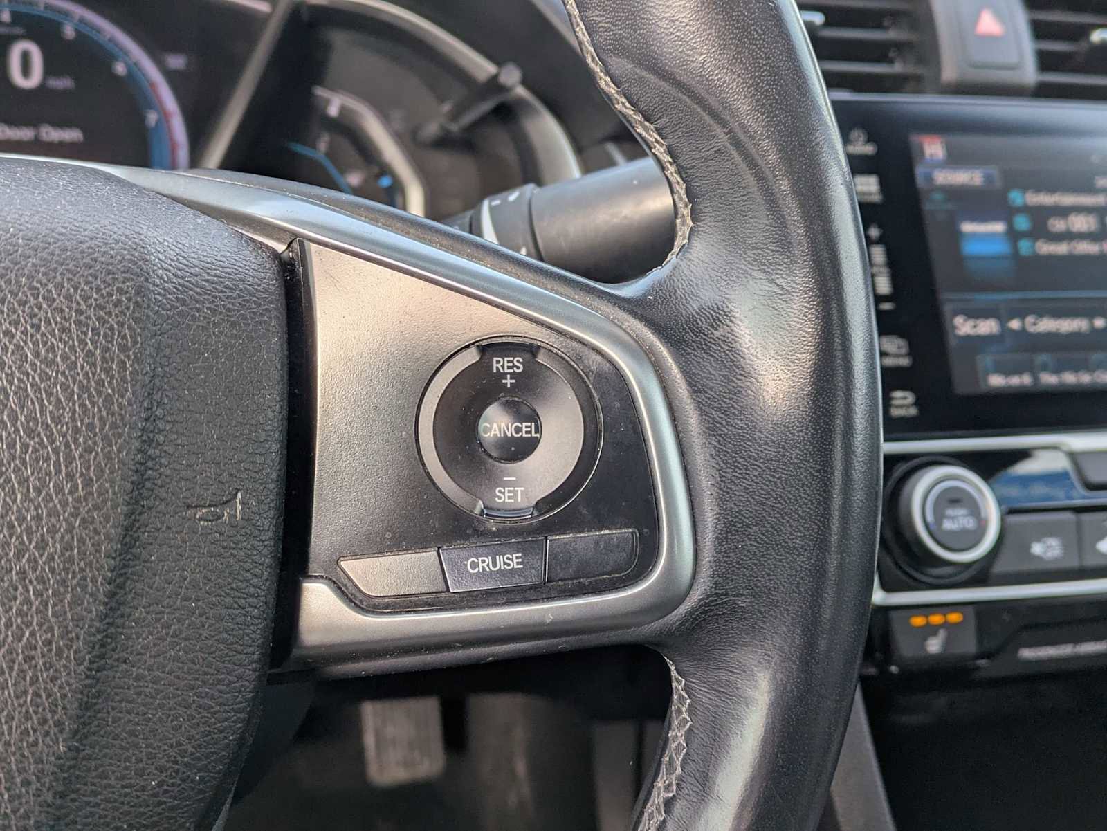 Certified 2018 Honda Civic EX-L image 22