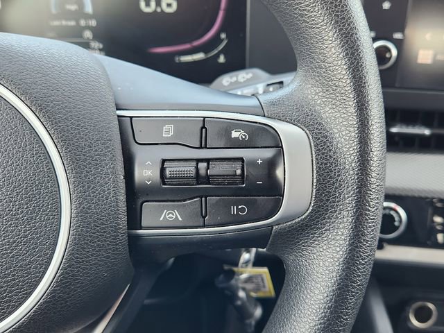 Used 2023 Kia Sportage LX image 29