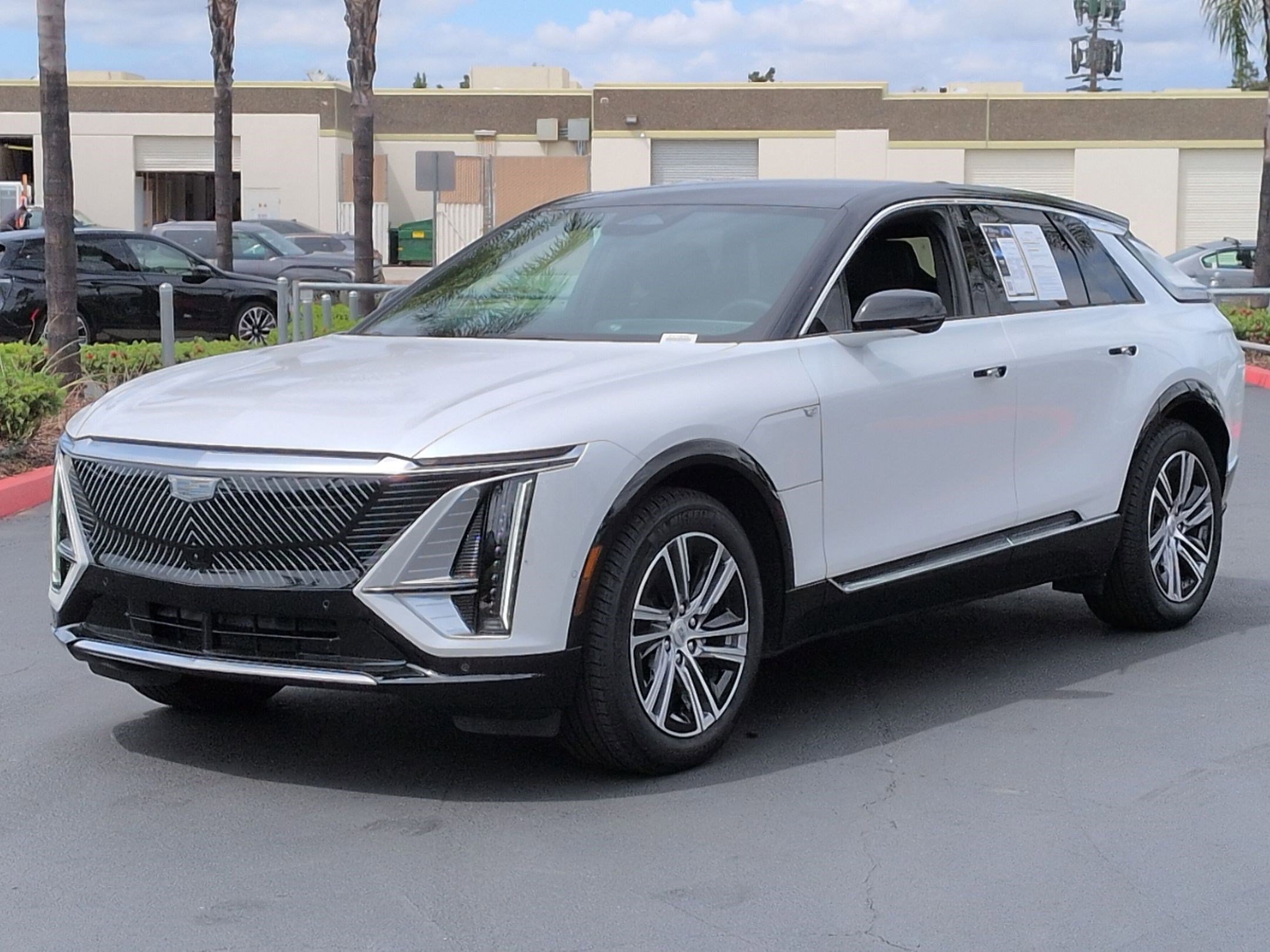 Used 2025 Cadillac Lyriq Luxury image 5
