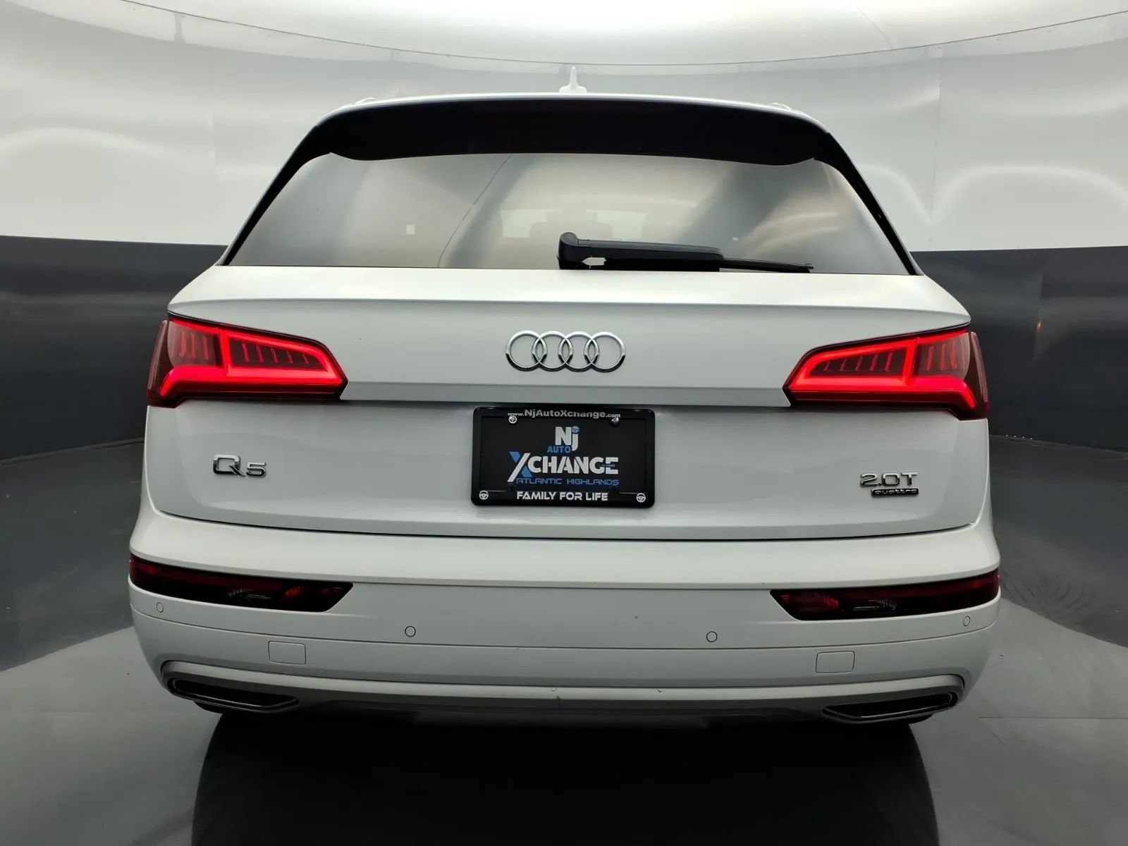 Used 2018 Audi Q5 2.0T Premium Plus w/ Premium Plus Package image 4