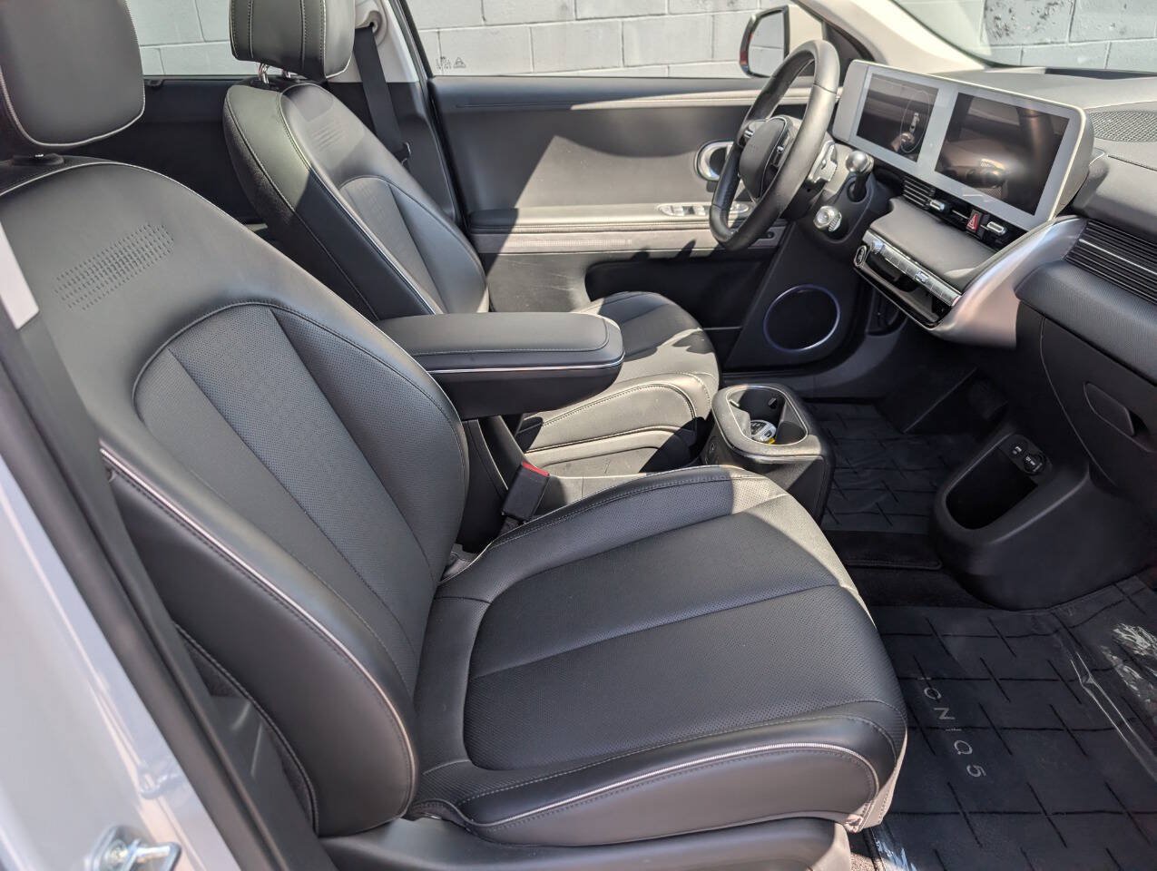 Used 2024 Hyundai Ioniq 5 Limited AWD/4WD image 8