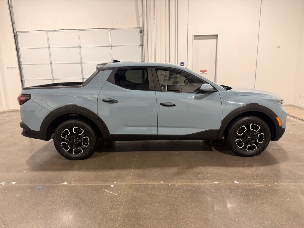 Used 2023 Hyundai Santa Cruz SEL image 4