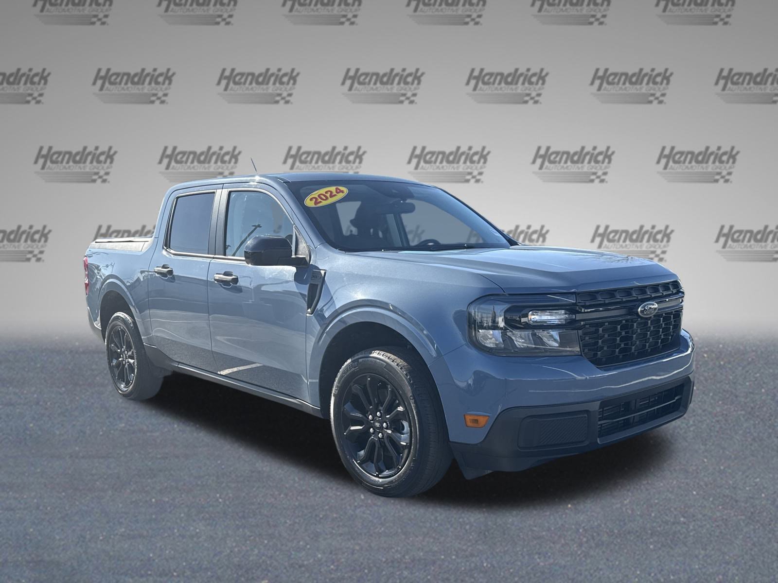 Used 2024 Ford Maverick XLT w/ XLT Luxury Package image 2