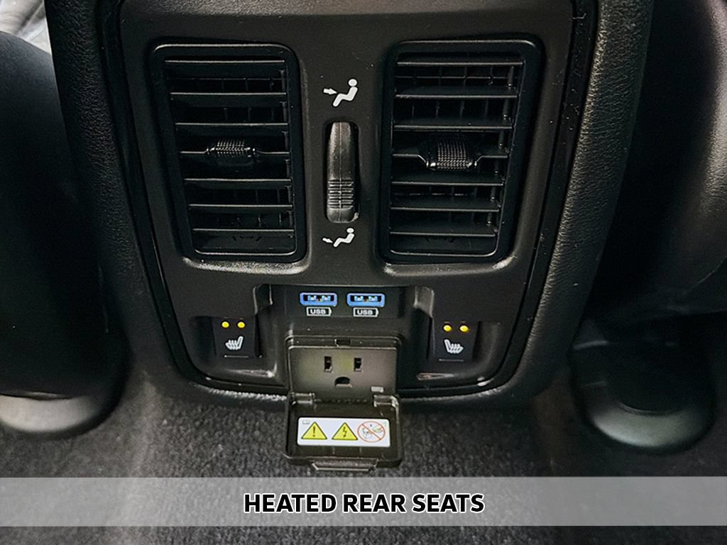 Used 2025 Dodge Durango R/T w/ Blacktop Package AWD/4WD image 12