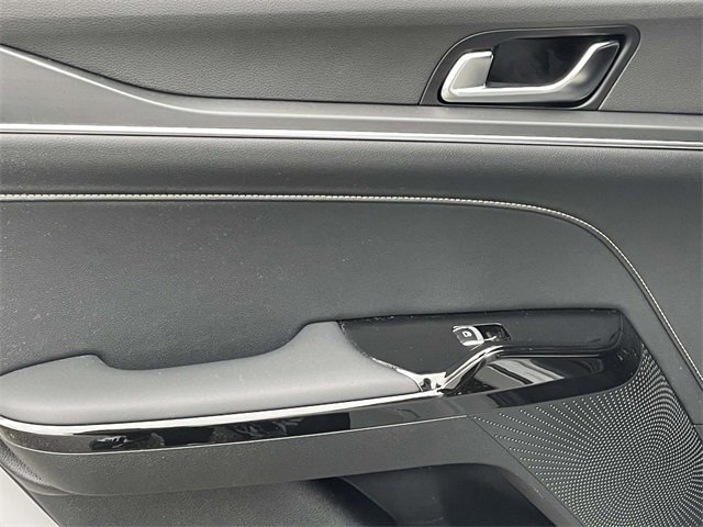 Used 2025 Kia K5 GT-Line image 9