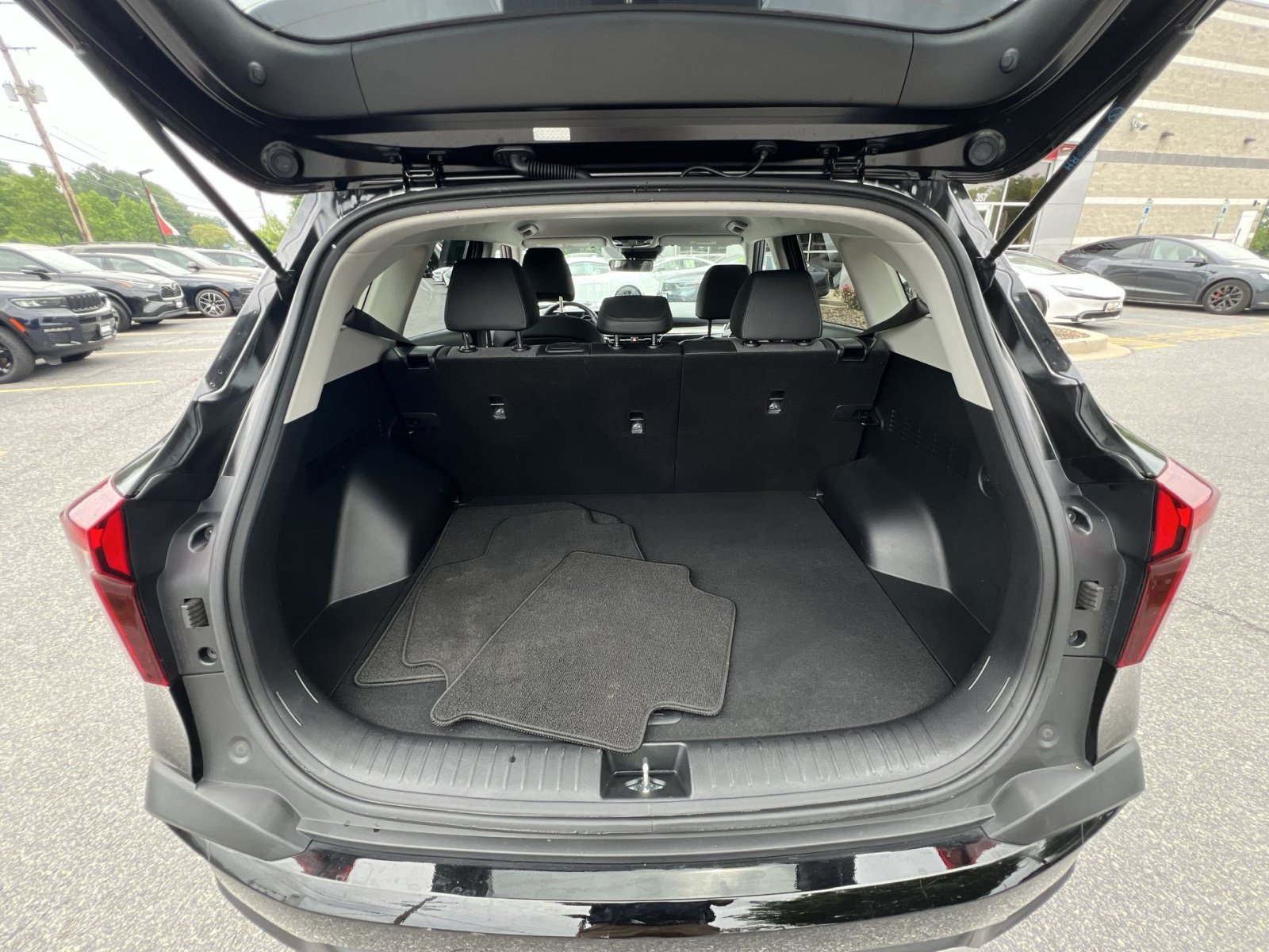 Used 2024 Kia Seltos S AWD/4WD image 25
