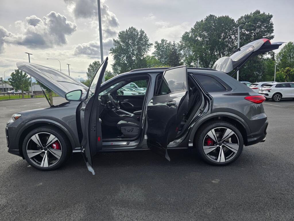 New 2026 Audi SQ5 Premium Plus AWD/4WD image 11