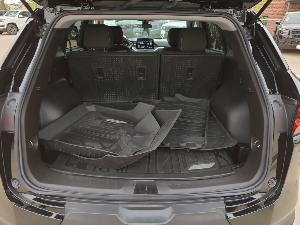 Used 2024 Chevrolet Blazer LT w/ Midnight/Sport Edition image 7