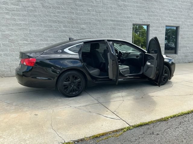 Used 2018 Chevrolet Impala LS FWD image 11
