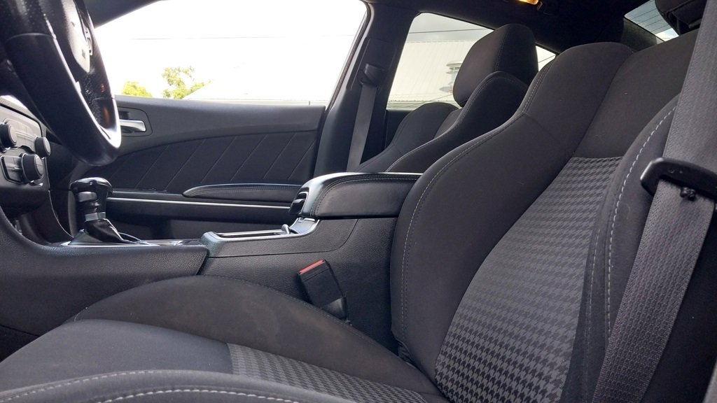 Certified 2022 Dodge Charger R/T image 17