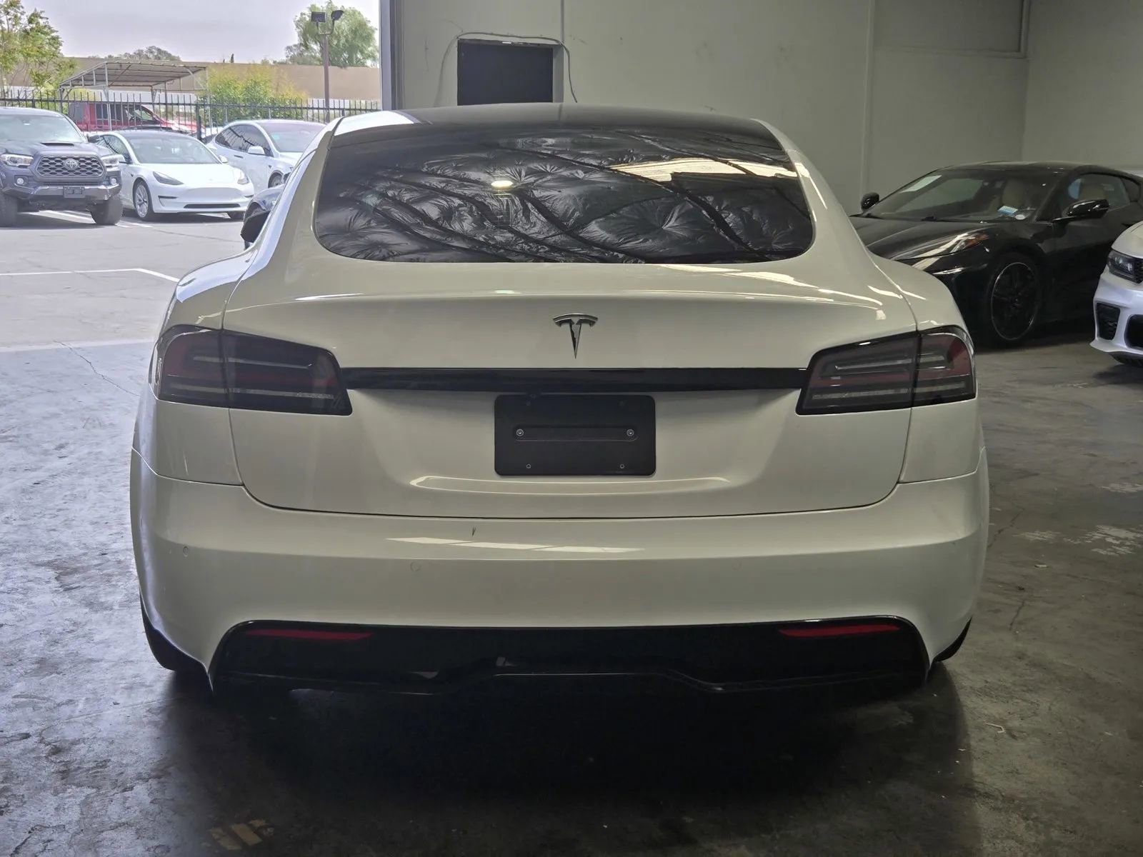 Used 2023 Tesla Model S Standard Range AWD/4WD image 3