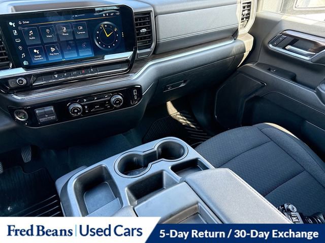 Used 2024 Chevrolet Silverado 3500 LT image 24