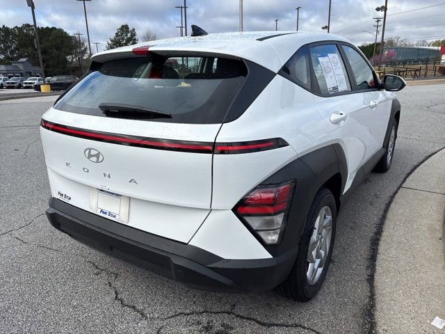 Used 2026 Hyundai Kona SE image 8