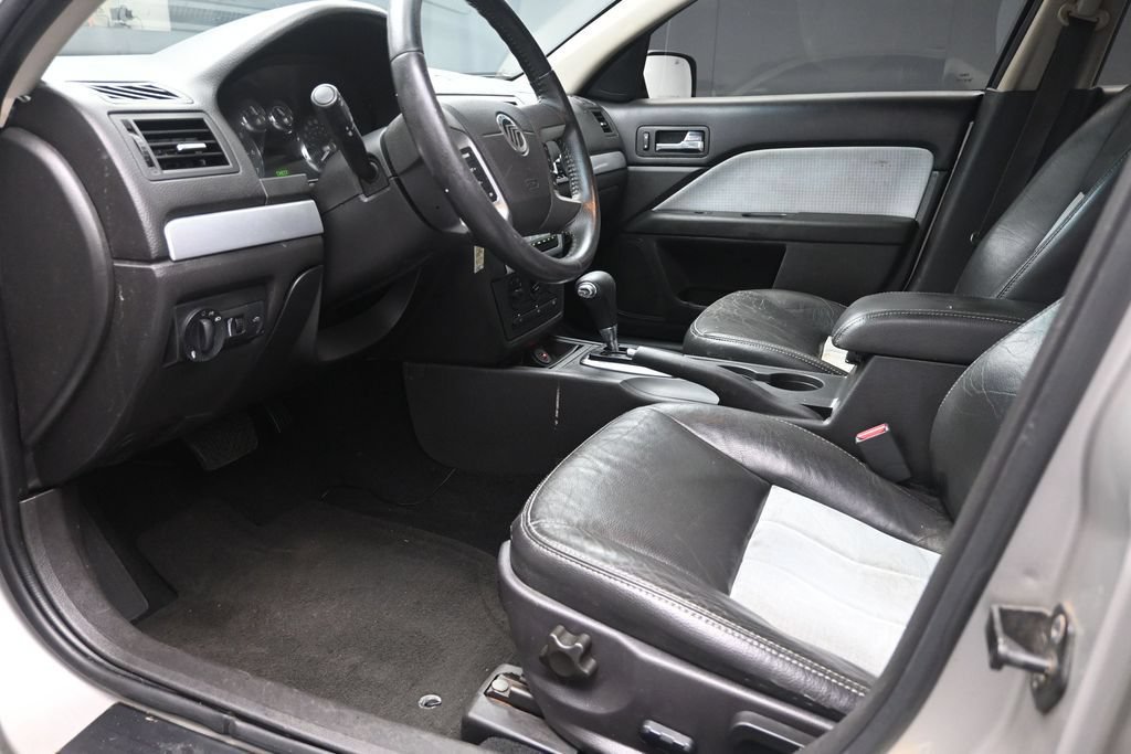 Used 2008 Mercury Milan FWD image 16