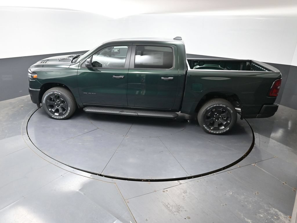 New 2026 RAM 1500 Express AWD/4WD image 33
