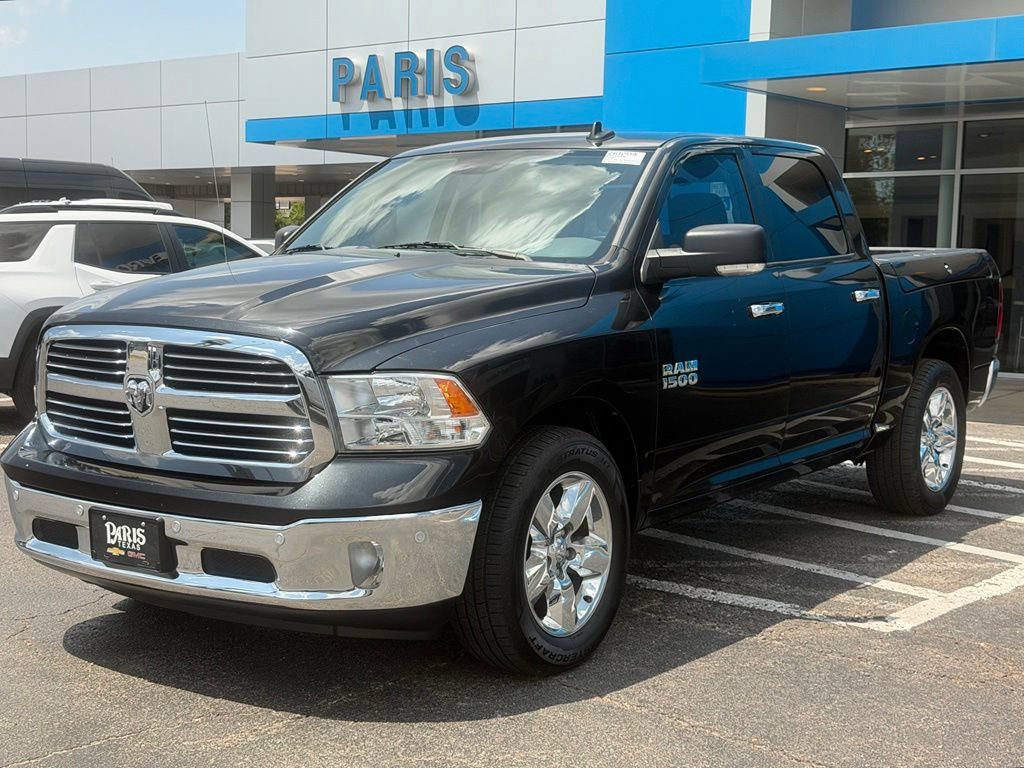 Used 2017 RAM 1500 Lone Star RWD image 3