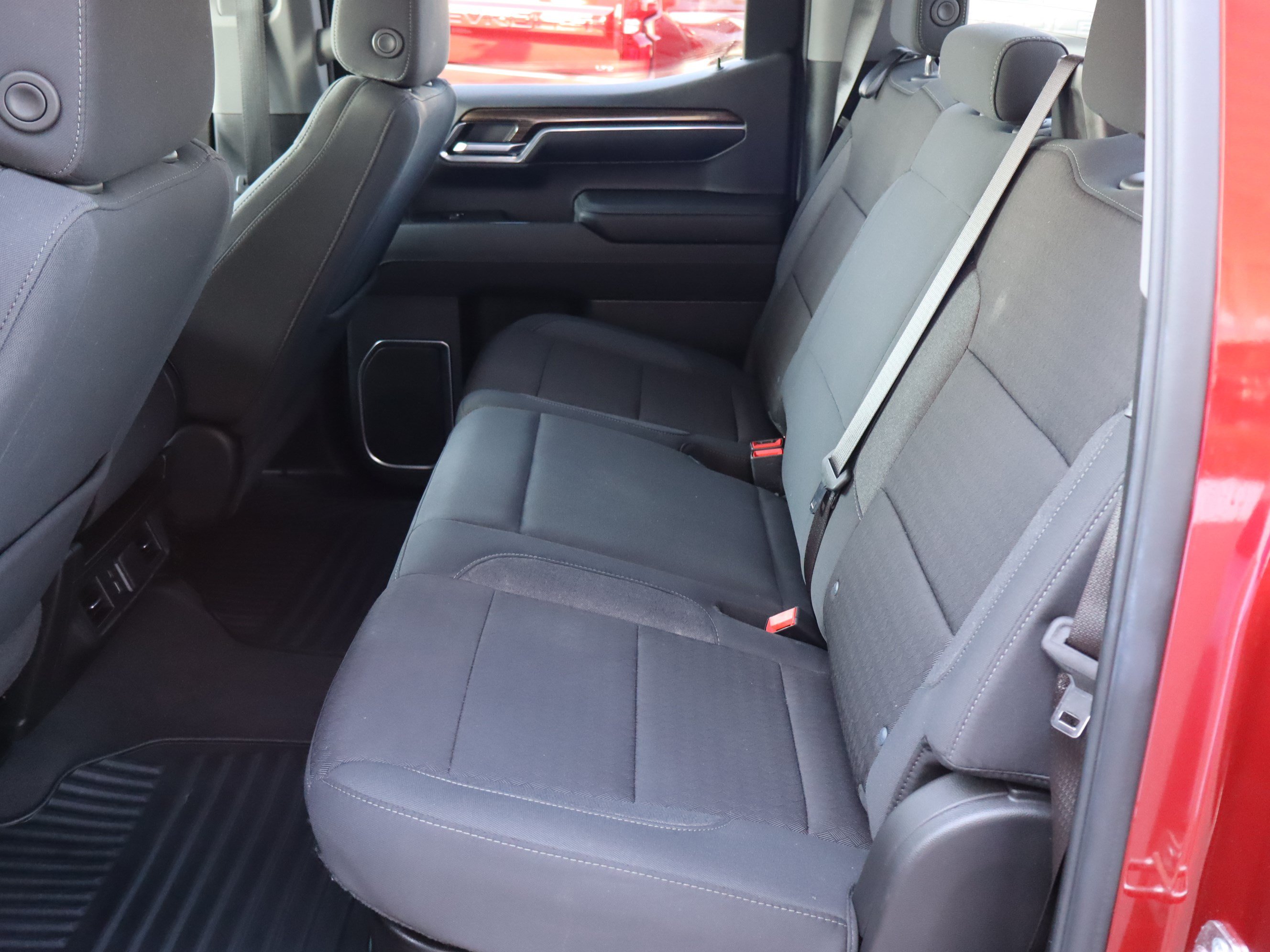 Used 2023 Chevrolet Silverado 1500 RST w/ Z71 Off-Road Package AWD/4WD image 31