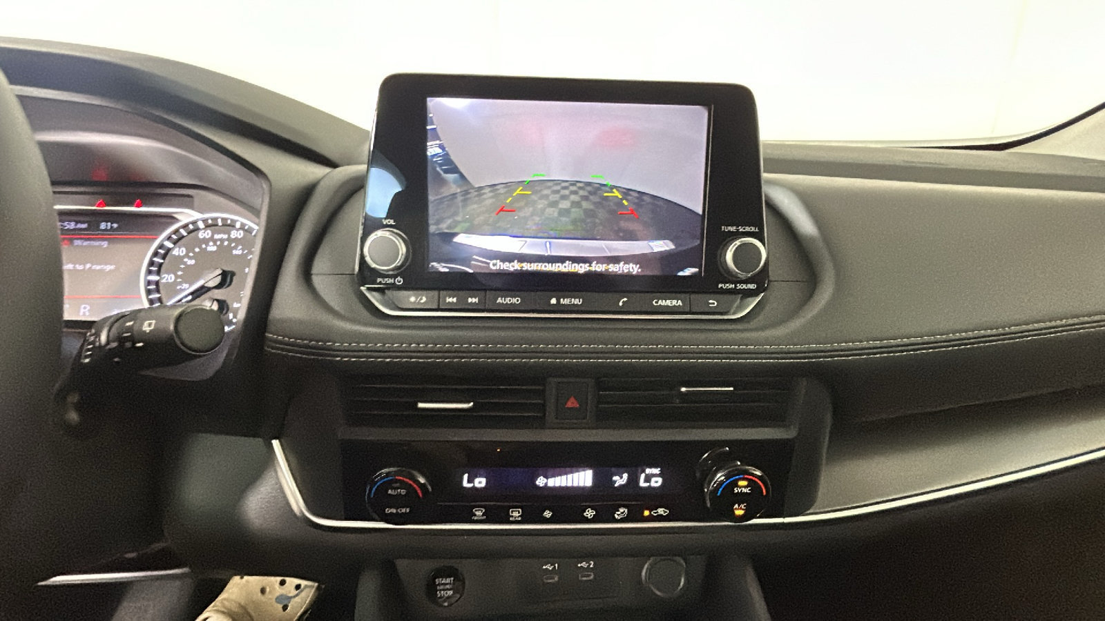 Certified 2026 Nissan Rogue SV AWD/4WD image 32