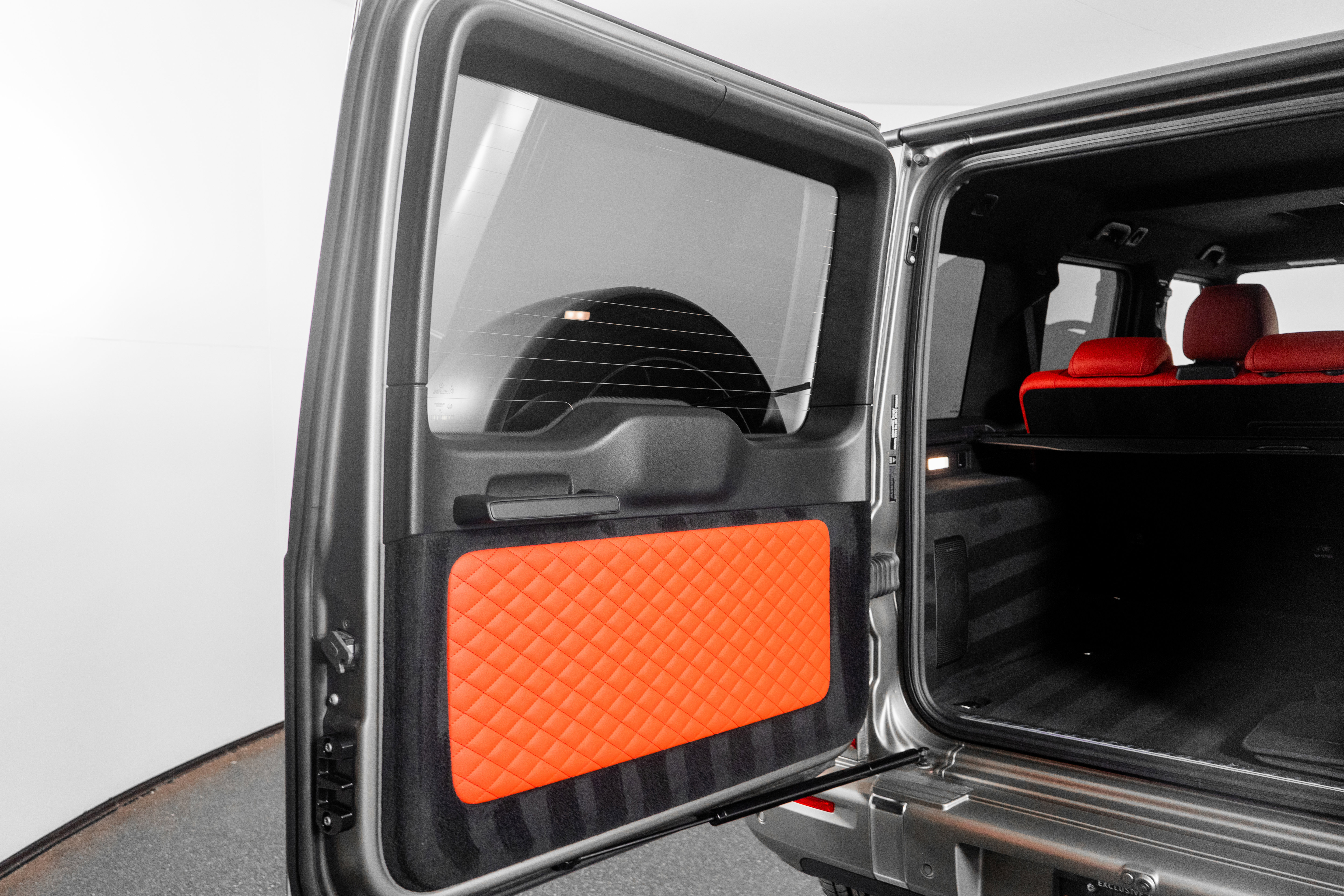 Used 2025 Mercedes-Benz G 63 AMG 4MATIC image 43