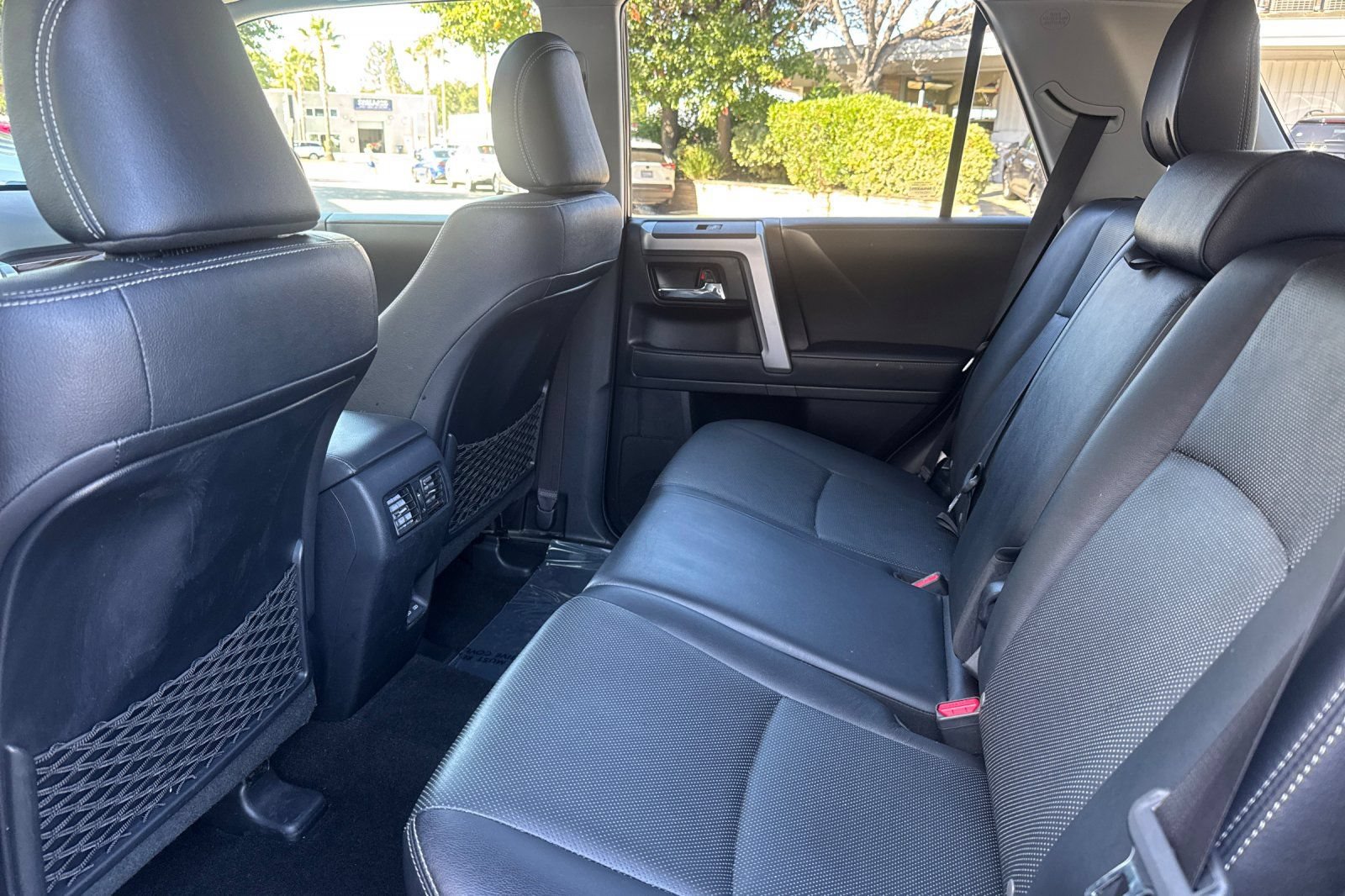 Used 2023 Toyota 4Runner Limited AWD/4WD image 12