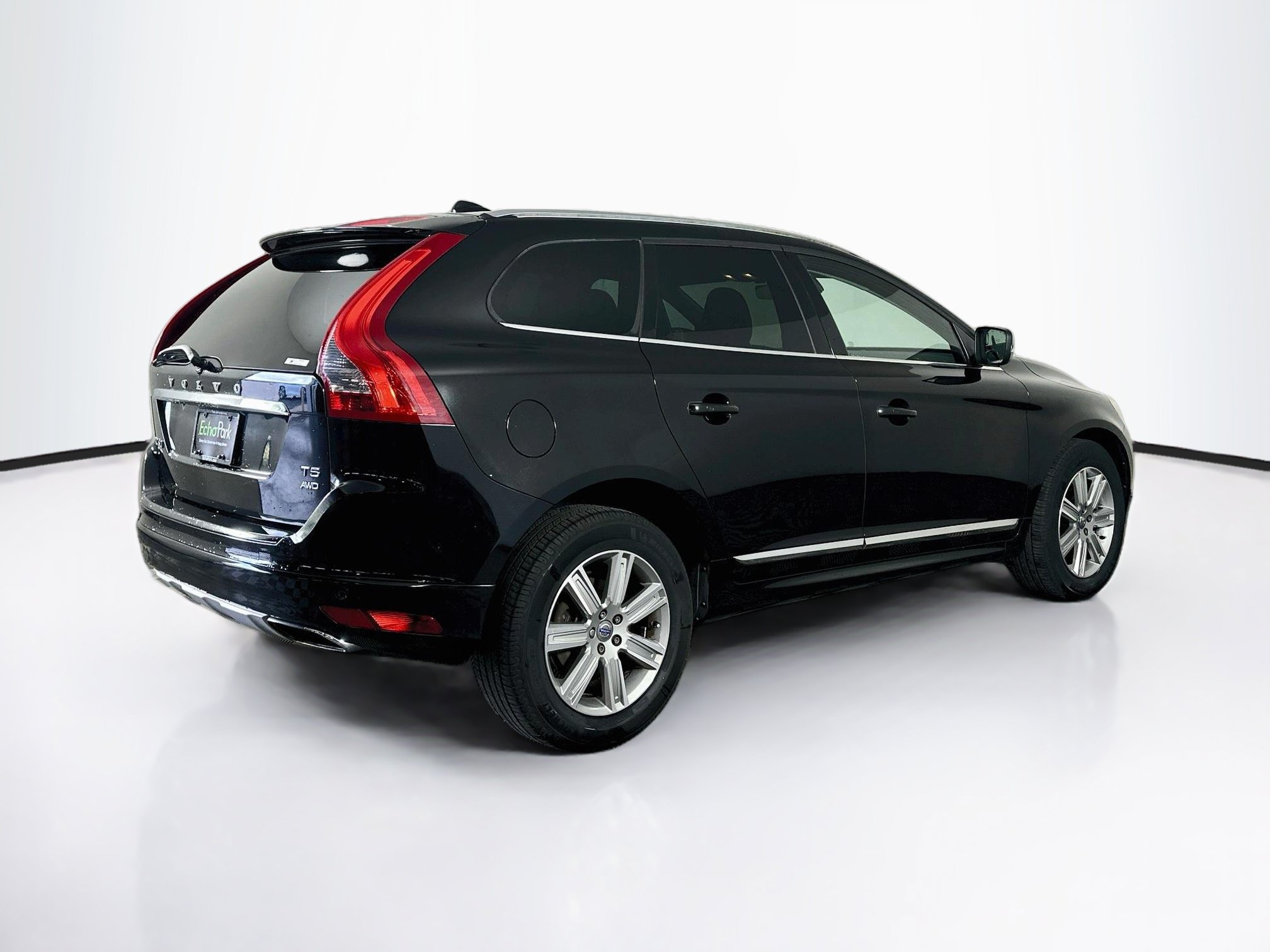 Used 2017 Volvo XC60 T5 Inscription w/ Preferred Option Package AWD/4WD image 9