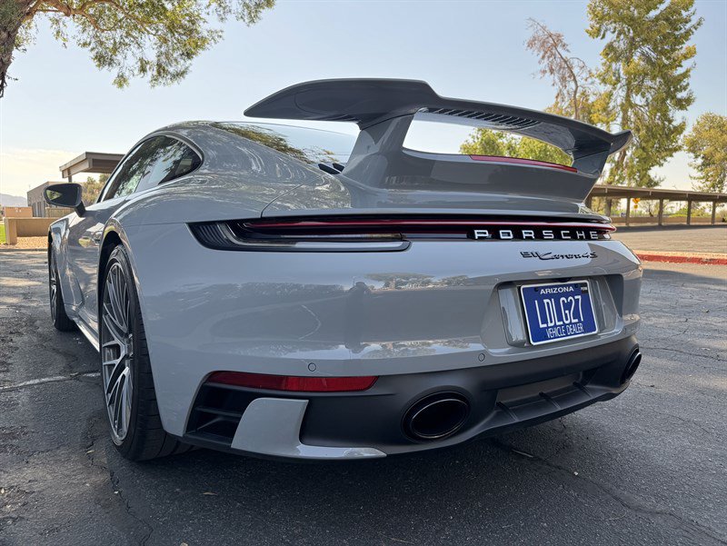 Used 2024 Porsche 911 Carrera 4S w/ Premium Package AWD/4WD image 18