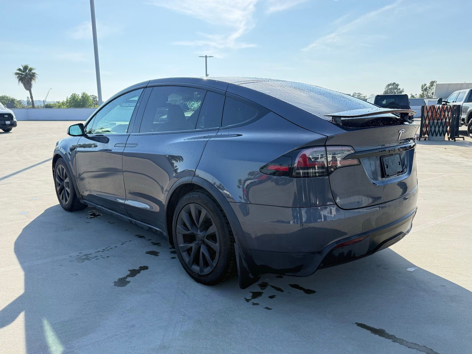 Used 2023 Tesla Model X image 2