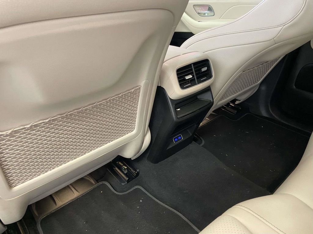 Used 2025 Mercedes-Benz GLE 350 4MATIC image 14