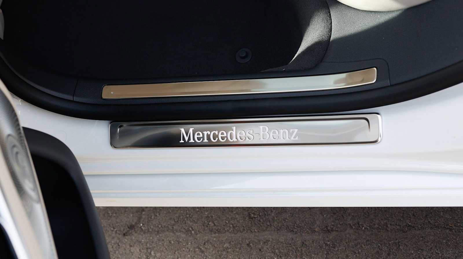 New 2026 Mercedes-Benz S 580 4MATIC Sedan image 16
