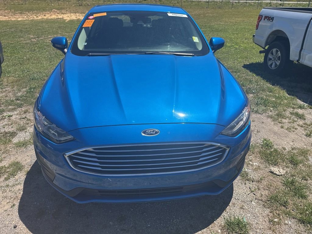 Used 2019 Ford Fusion SE FWD image 2