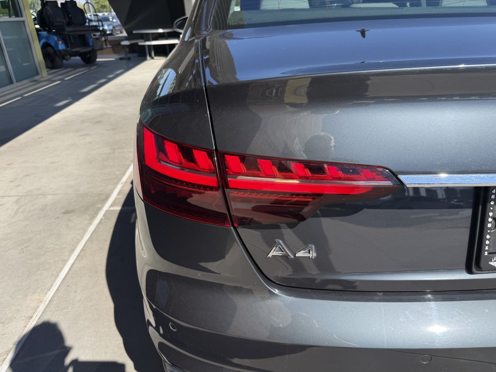 Used 2022 Audi A4 2.0T Premium w/ Convenience Package AWD/4WD image 14