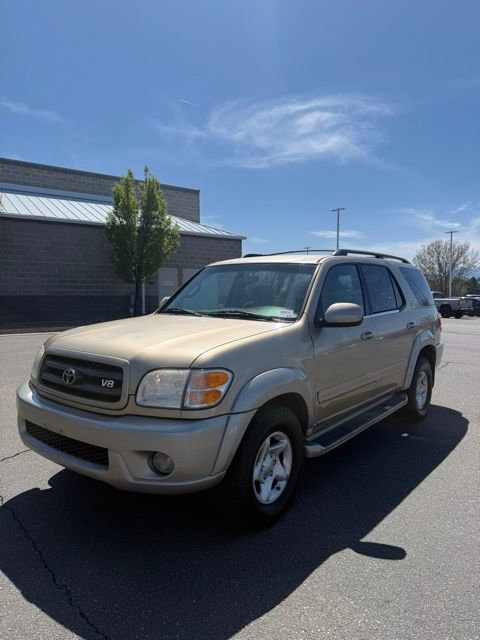 Used 2002 Toyota Sequoia SR5 RWD image 2