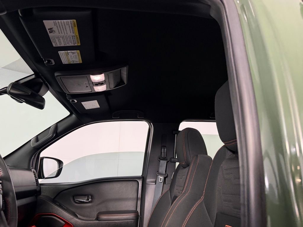 Used 2024 Nissan Frontier Pro-X w/ Technology Package RWD image 23