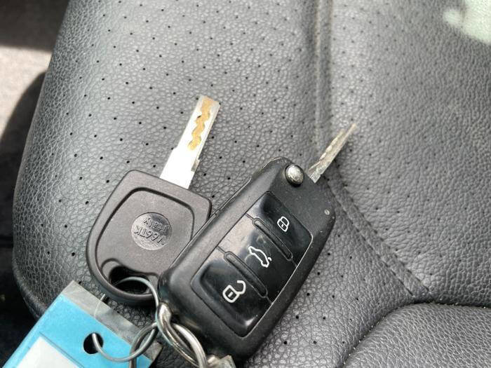 Used 2013 Volkswagen Passat 2.5 SE FWD image 45