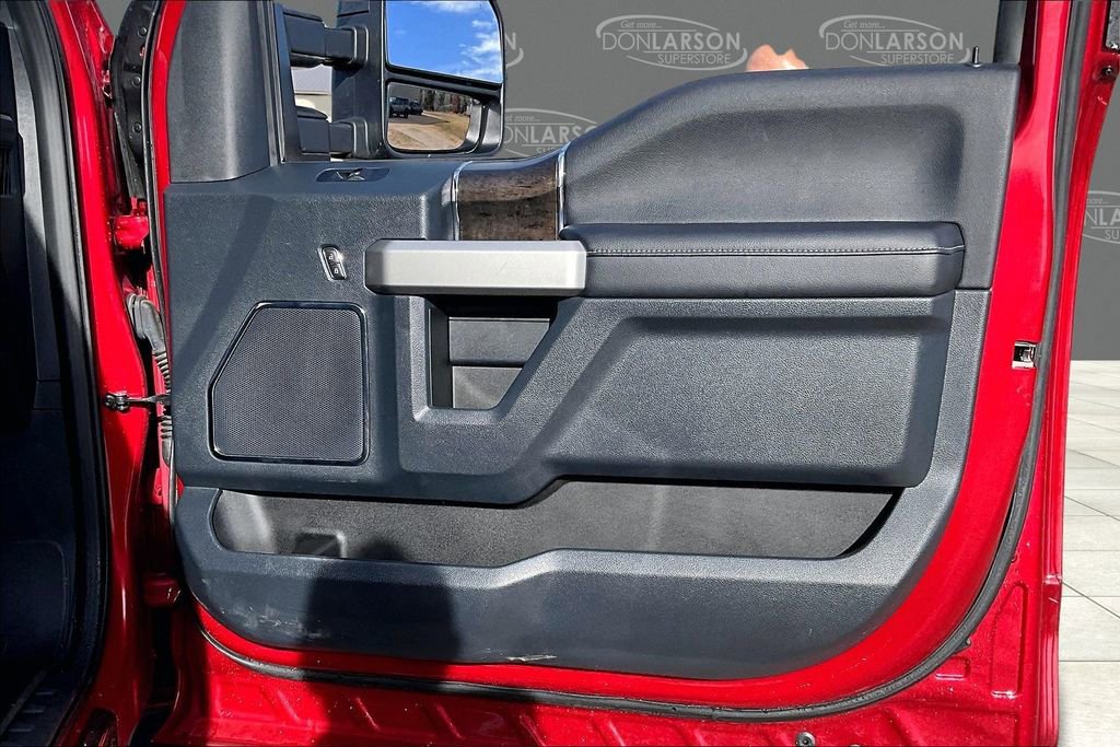 Certified 2022 Ford F350 Lariat w/ Black Appearance Package image 13