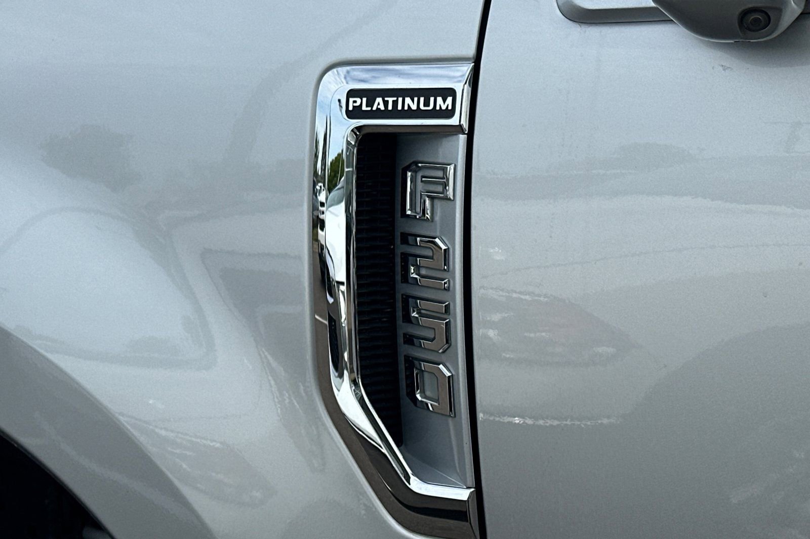 Used 2018 Ford F250 Platinum AWD/4WD image 25