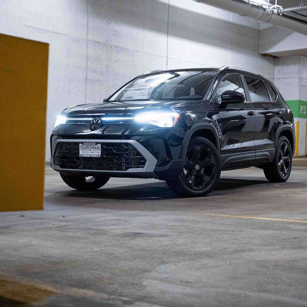 New 2026 Volkswagen Taos SEL AWD/4WD image 1