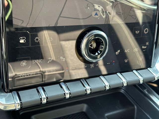 New 2025 GMC Acadia Elevation image 12