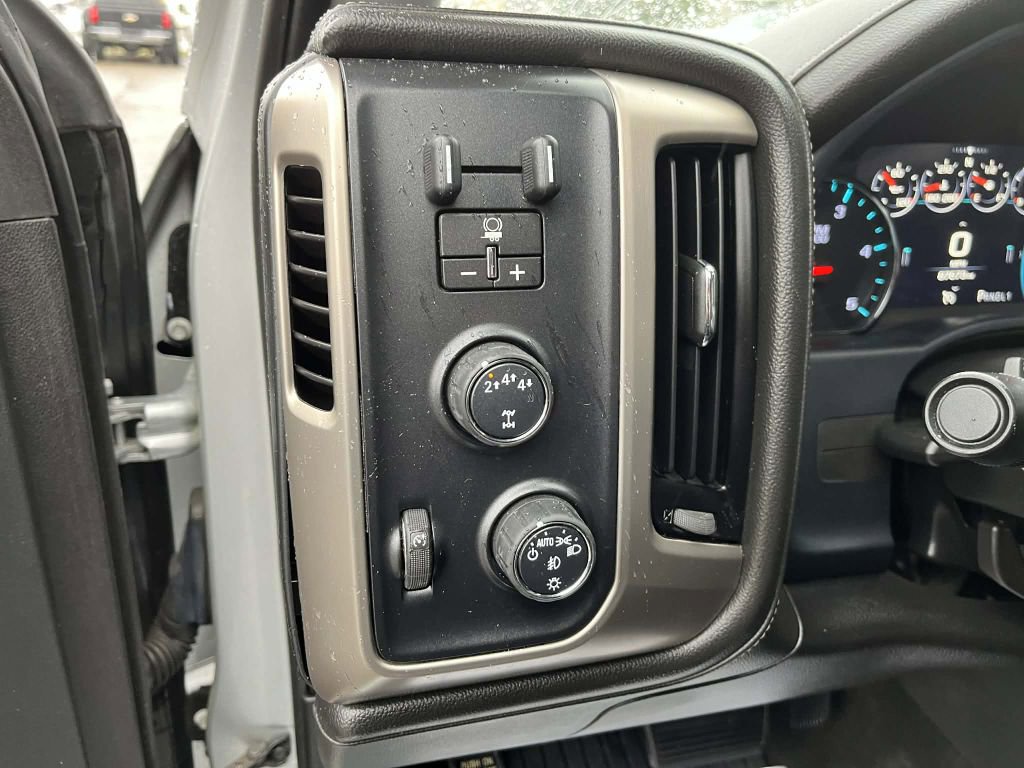 Used 2018 GMC Sierra 3500 Denali w/ Duramax Plus Package image 22